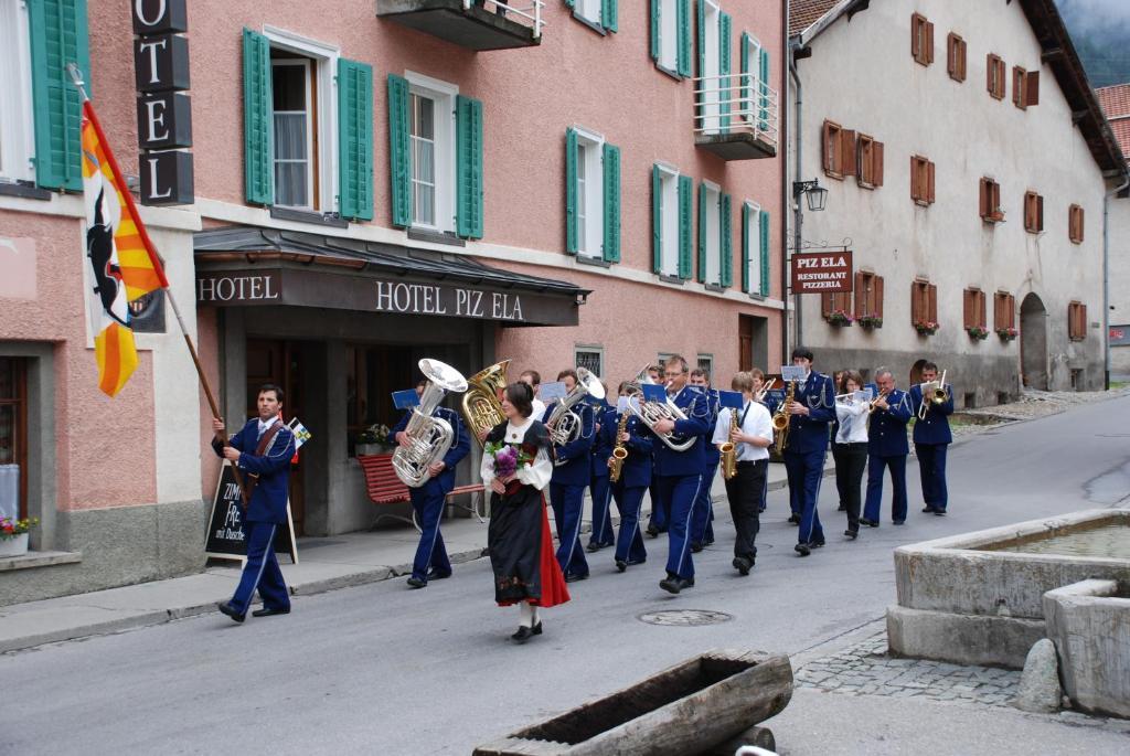 Hotel Piz Ela Bergun ダヴォス・プラッツ エクステリア 写真